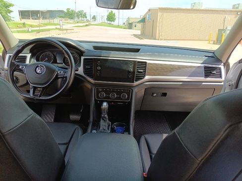 Used 2018 Volkswagen Atlas SEL image 18