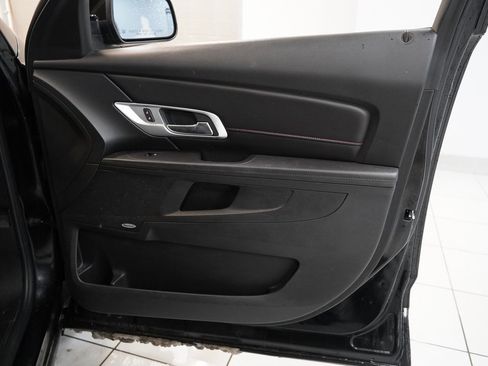 Used 2017 GMC Terrain SLE w/ Convenience Package image 30