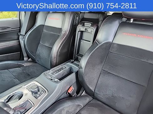 Used 2018 Jeep Grand Cherokee Trailhawk AWD/4WD image 24