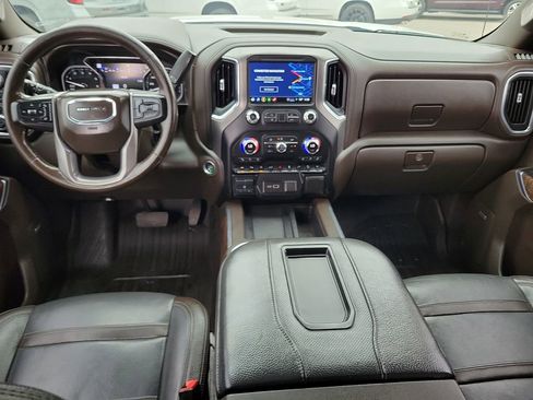 Used 2021 GMC Sierra 1500 Denali w/ Denali Ultimate Package AWD/4WD image 17