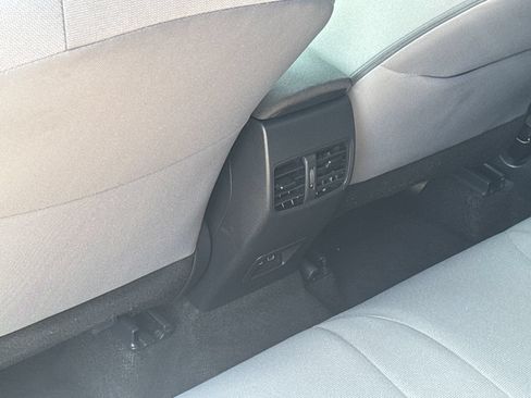 Used 2025 Toyota Corolla Cross AWD Hybrid image 46