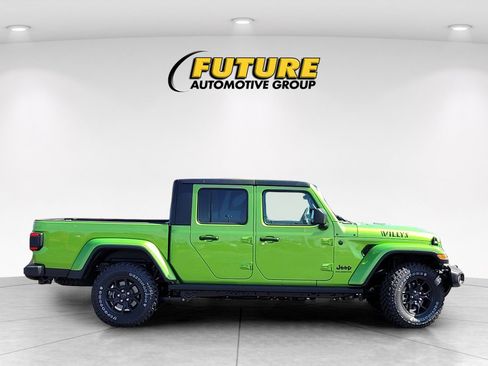 New 2025 Jeep Gladiator Willys image 3