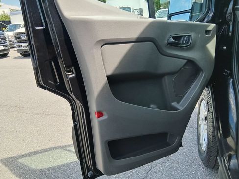 Certified 2023 Ford Transit 350 XLT RWD image 16