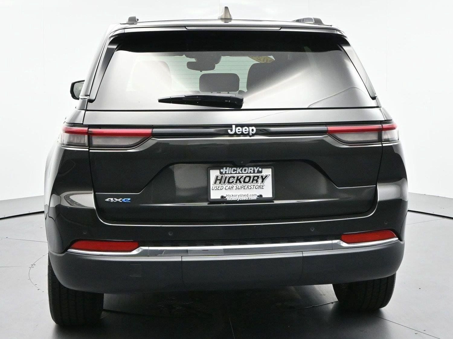 Used 2024 Jeep Grand Cherokee Limited 4xe AWD/4WD image 6