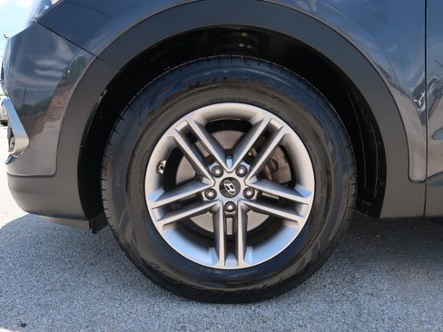 Used 2017 Hyundai Santa Fe Sport AWD/4WD image 37