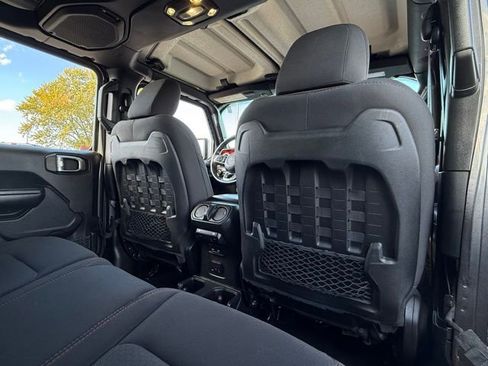 Used 2020 Jeep Wrangler Unlimited Rubicon image 24