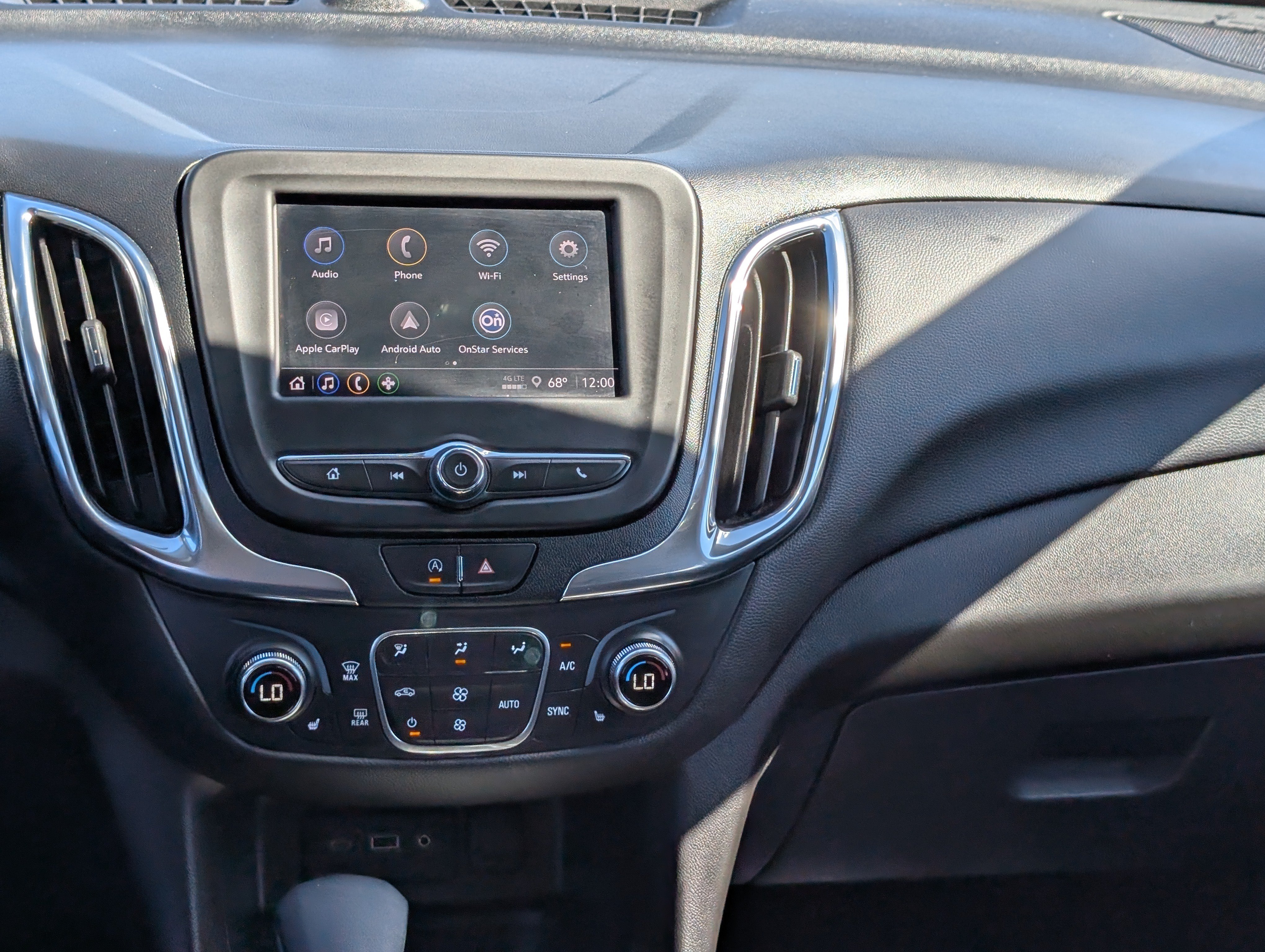Used 2022 Chevrolet Equinox LT FWD image 19