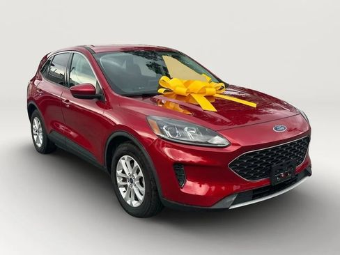 Used 2021 Ford Escape SE w/ Cold Weather Package image 11