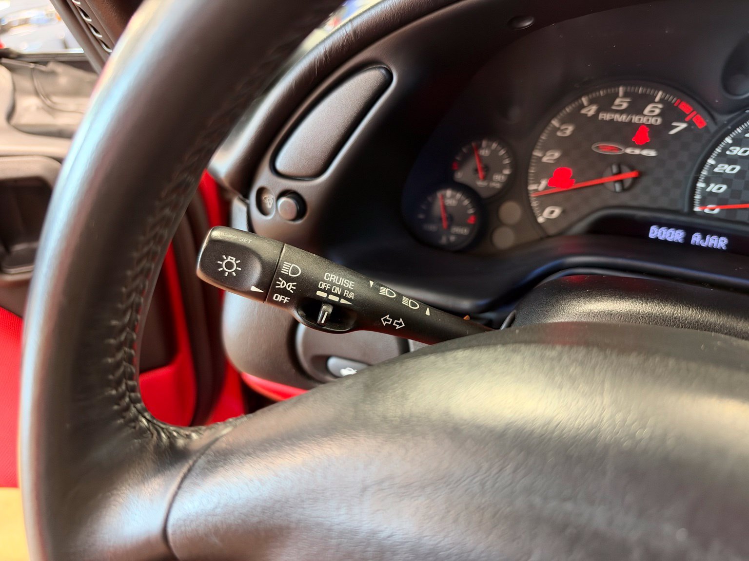 Used 2001 Chevrolet Corvette Z06 w/ Memory Pkg RWD image 18