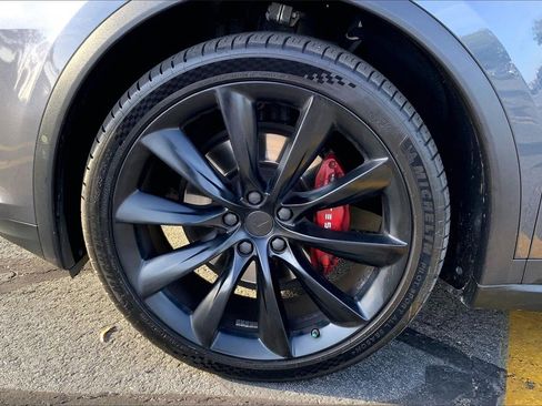 Used 2020 Tesla Model X Long Range image 12