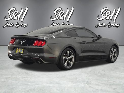 Used 2017 Ford Mustang Coupe w/ Equipment Group 051A RWD image 25
