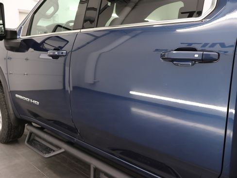 Used 2021 GMC Sierra 2500 SLE w/ X31 Off-Road Package image 31