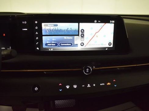 Certified 2023 Nissan Ariya FWD image 19