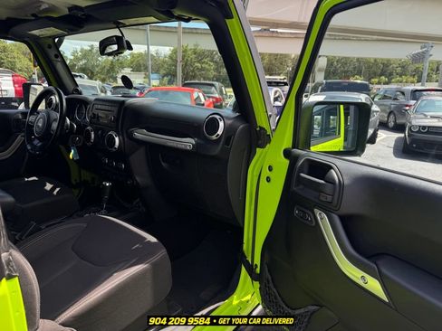 Used 2013 Jeep Wrangler Rubicon w/ PWR Convenience Group AWD/4WD image 29