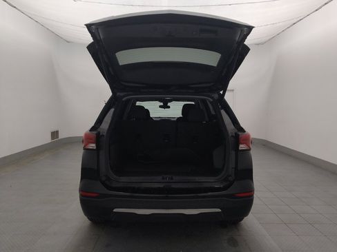 Used 2024 Chevrolet Equinox LT image 29