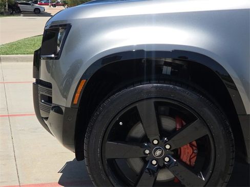 Used 2023 Land Rover Defender 130 X image 5