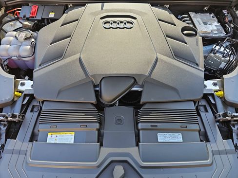 New 2026 Audi Q8 Premium Plus AWD/4WD image 33