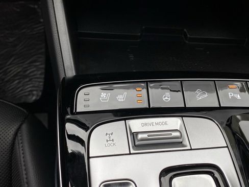 Used 2024 Hyundai Tucson Limited image 24