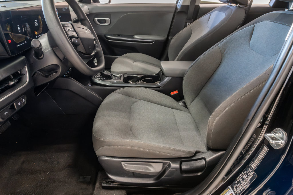 Used 2025 Kia K4 FWD image 10