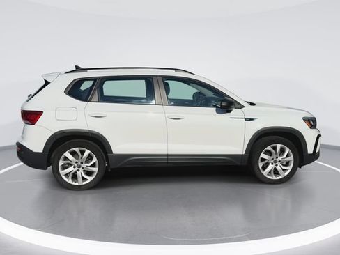 Used 2023 Volkswagen Taos S w/ Driver Assistance Package AWD/4WD image 10
