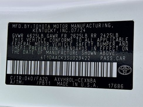 Certified 2025 Toyota Camry LE FWD image 30