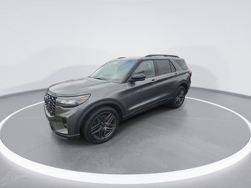 New 2026 Ford Explorer ST w/ Sun And Sound Package image 4