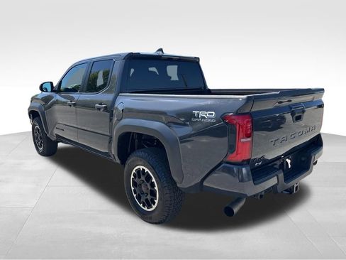 Used 2024 Toyota Tacoma TRD Off-Road AWD/4WD image 3
