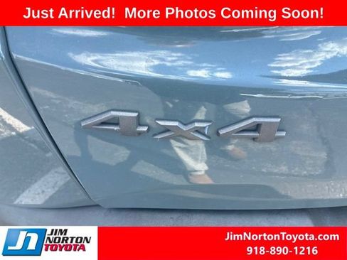 Used 2016 Jeep Renegade Trailhawk AWD/4WD image 5