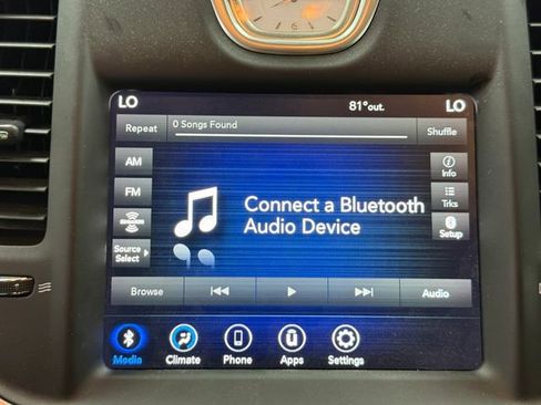 Used 2021 Chrysler 300 Touring w/ Sport Appearance Package RWD image 13