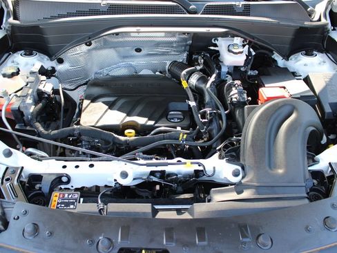 Used 2023 Chevrolet TrailBlazer LS FWD image 38