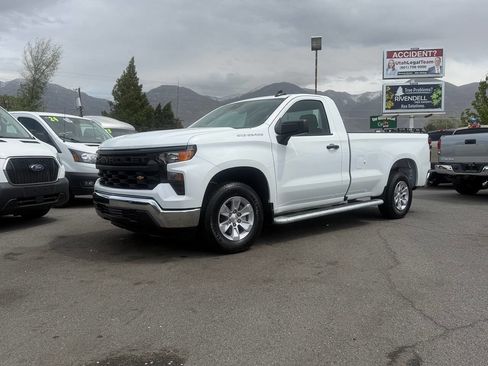Used 2025 Chevrolet Silverado 1500 W/T image 2