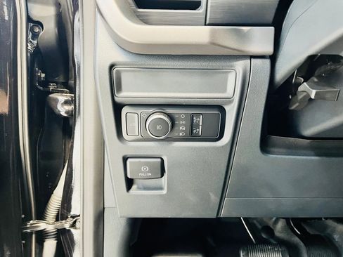 Used 2024 Ford F150 XL w/ Equipment Group 103A High AWD/4WD image 28