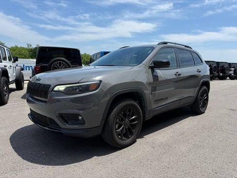 Used 2023 Jeep Cherokee Altitude Lux AWD/4WD image 7