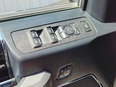 Used 2020 Ford F250 Platinum AWD/4WD image 5