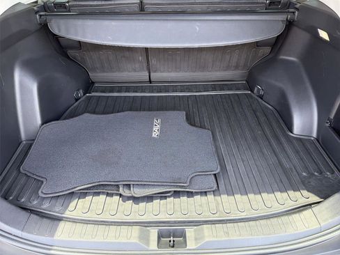 Used 2022 Toyota RAV4 XLE FWD image 20