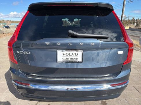 Used 2024 Volvo XC90 T8 Ultimate w/ Protection Package Premier image 3