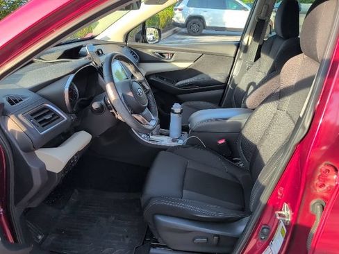 Used 2019 Subaru Ascent Premium AWD/4WD image 3