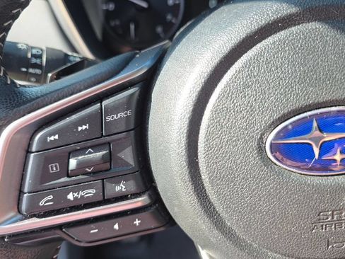 Used 2025 Subaru Outback Limited AWD/4WD image 16