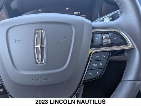 Certified 2023 Lincoln Nautilus Reserve w/ Monochromatic Package image 15