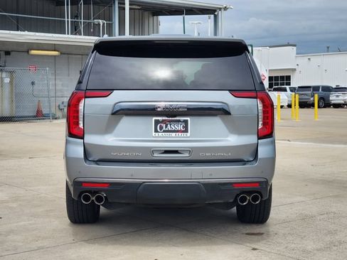 Used 2023 GMC Yukon Denali Ultimate AWD/4WD image 6
