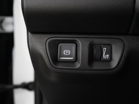 Used 2023 GMC Acadia SLT image 30