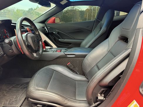 Used 2015 Chevrolet Corvette Stingray Coupe image 32