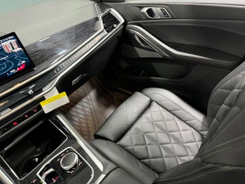 New 2026 BMW X6 xDrive40i image 17