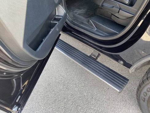 Used 2020 Ford Expedition Max Limited w/ Equipment Group 301A image 10