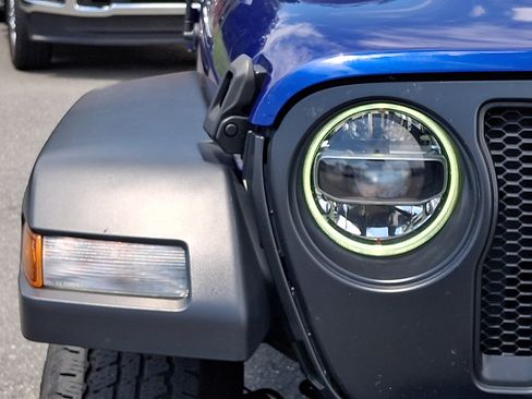 Used 2020 Jeep Wrangler Unlimited Sport AWD/4WD image 9