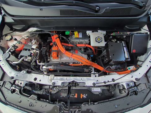 New 2027 Chevrolet Bolt LT w/ Comfort Package FWD image 27