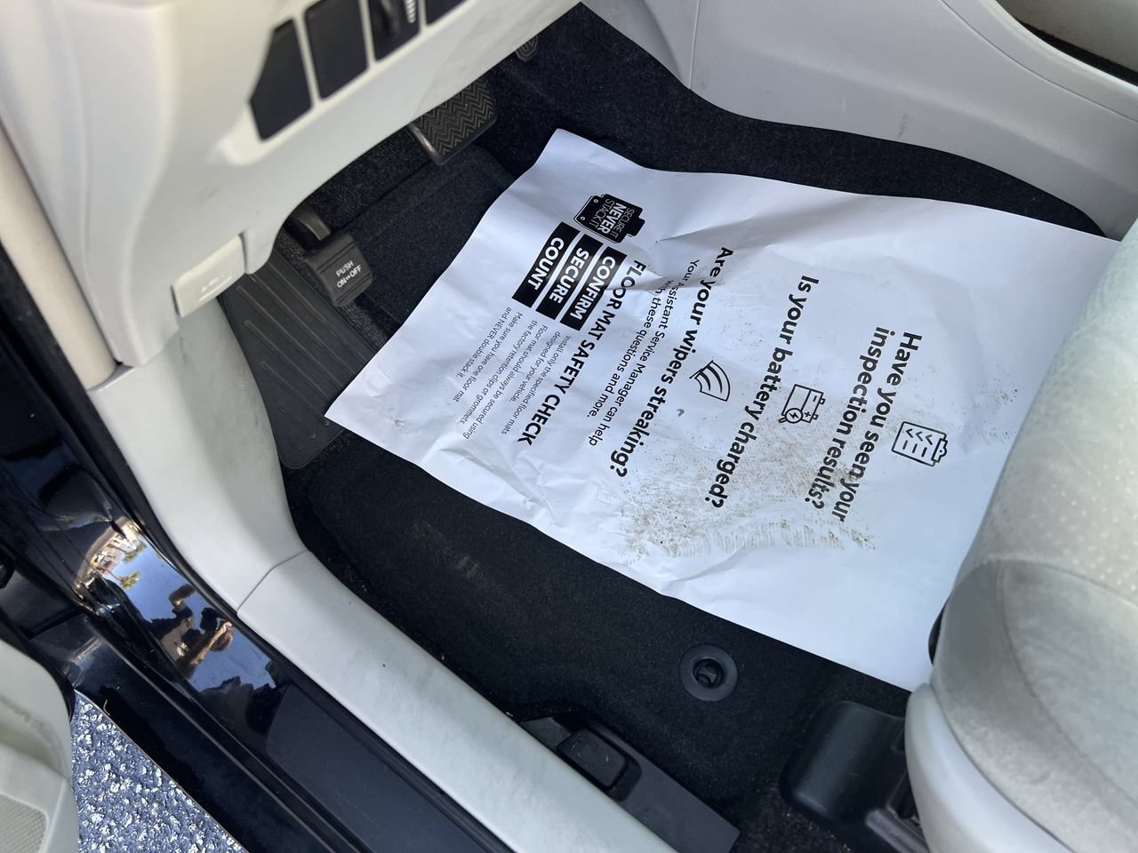 Used 2012 Toyota Prius V Two FWD image 17