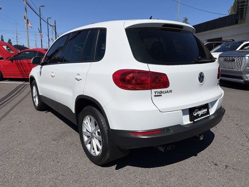 Used 2017 Volkswagen Tiguan S AWD/4WD image 3