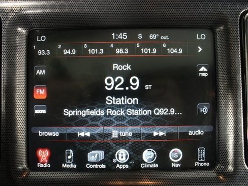 Used 2016 Dodge Challenger R/T Plus image 5