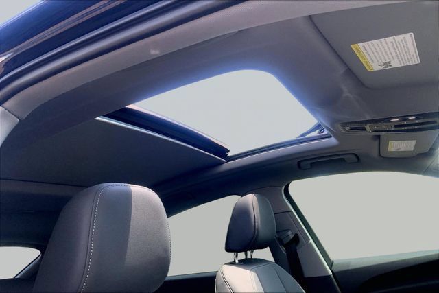 Certified 2025 Audi Q5 Premium Plus AWD/4WD image 32